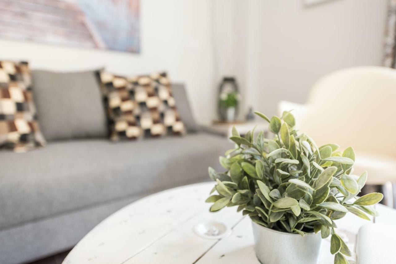 2 Habitaciones Apartamento Temporada En Lucero Madrid Dış mekan fotoğraf